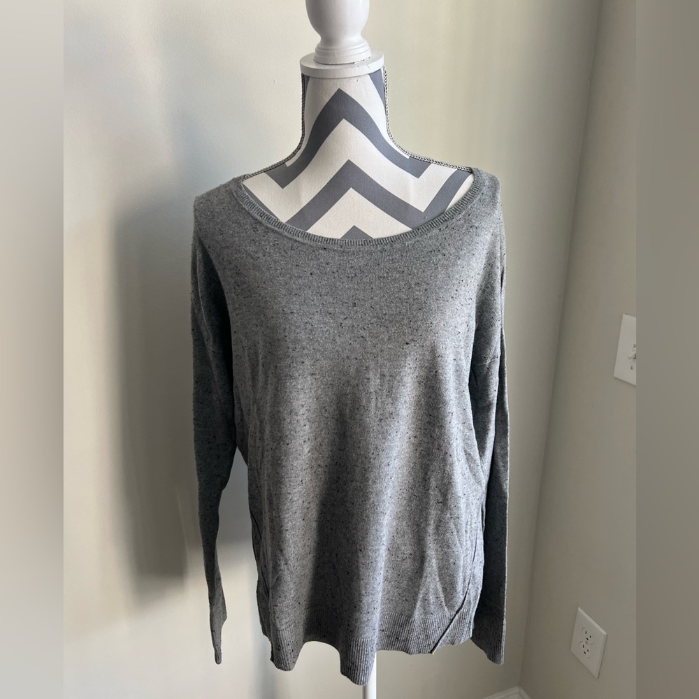 LOFT Sweater - Gray - Size Large